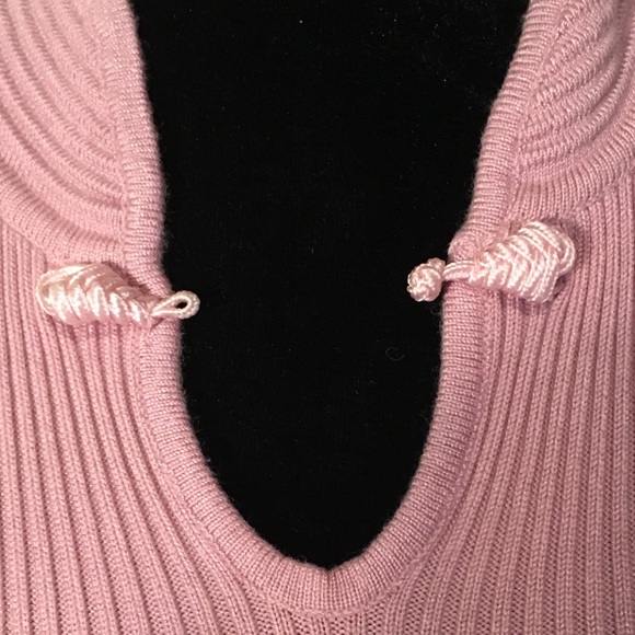 From a boutique in Miami Fl. CL: Rose sweater/Top - Picture 2 of 4